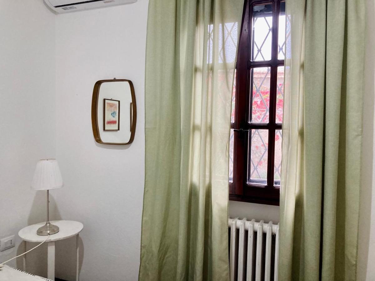 Essenza_2 B&B Pula Bagian luar foto