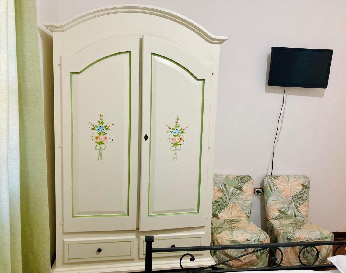 Essenza_2 B&B Pula Bagian luar foto